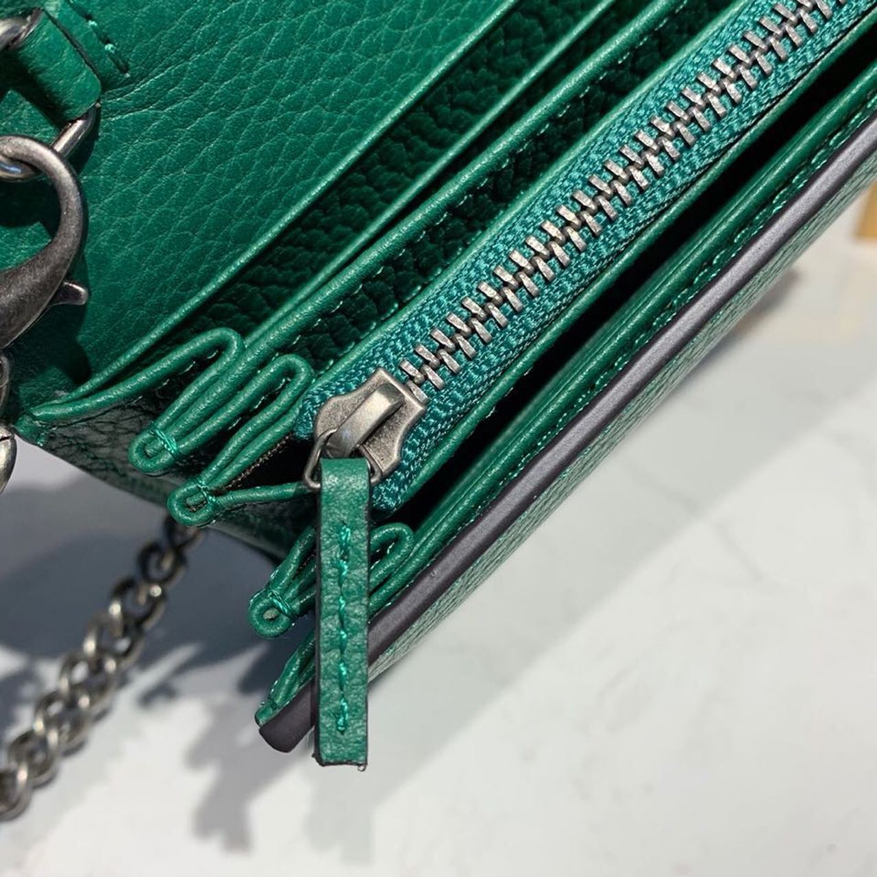 gg Dionysus Mini Chain Bag Emerald Green Metal-Free Tanned For Women 8in/20cm gg 401231 CAOGX 3120