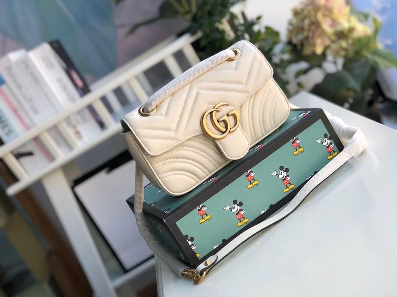 gg Marmont Matelassé Mini Bag White For Women 8.5in/22cm gg 446744 DTDIT 9022
