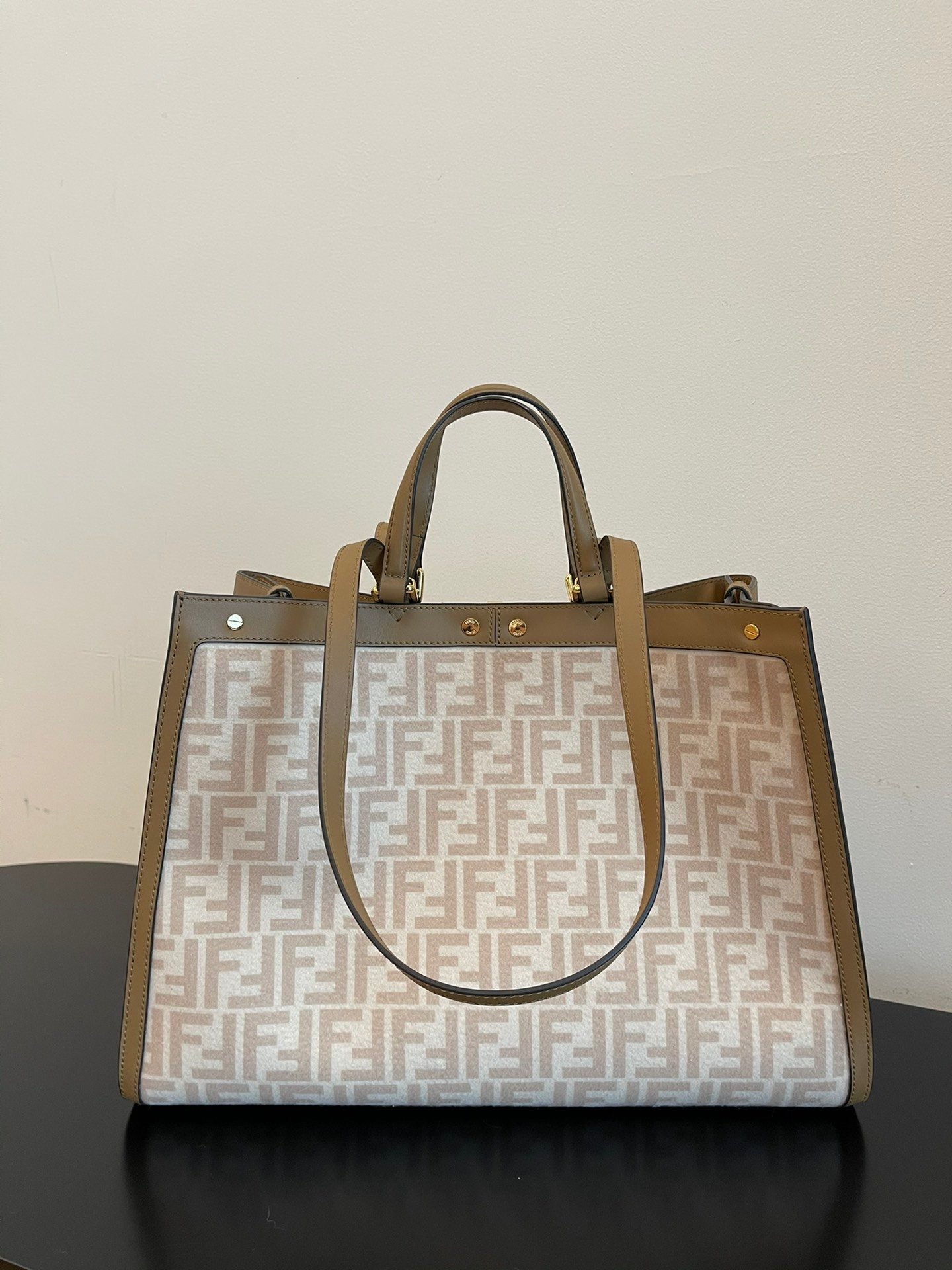 FI Peekaboo X-tote Bag Beige Canvas For Women, Handbags, Shoulder Bags 16.1in/41cm FF 8BH374