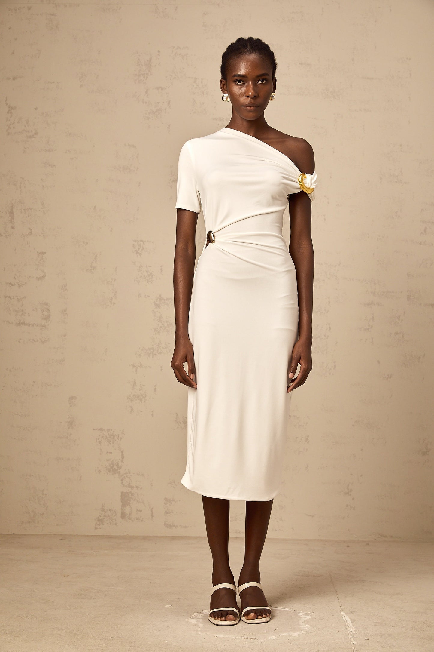 Béryl white asymmetrical buckle midi dress