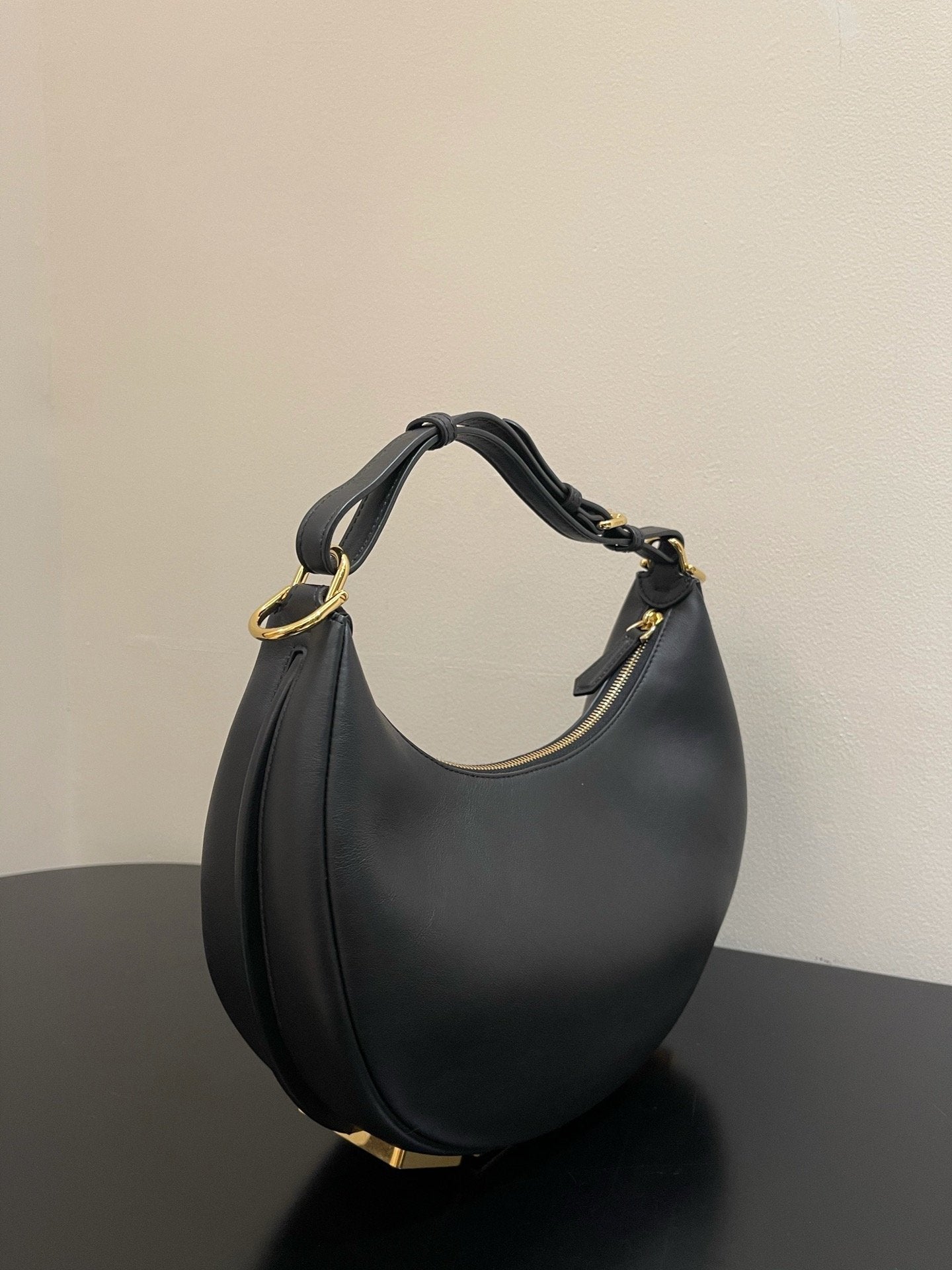FI FIgraphy Small Black For Women, Handbags, Shoulder Bags 11.4in/29cm 8BR798A5DYF1HEJ
