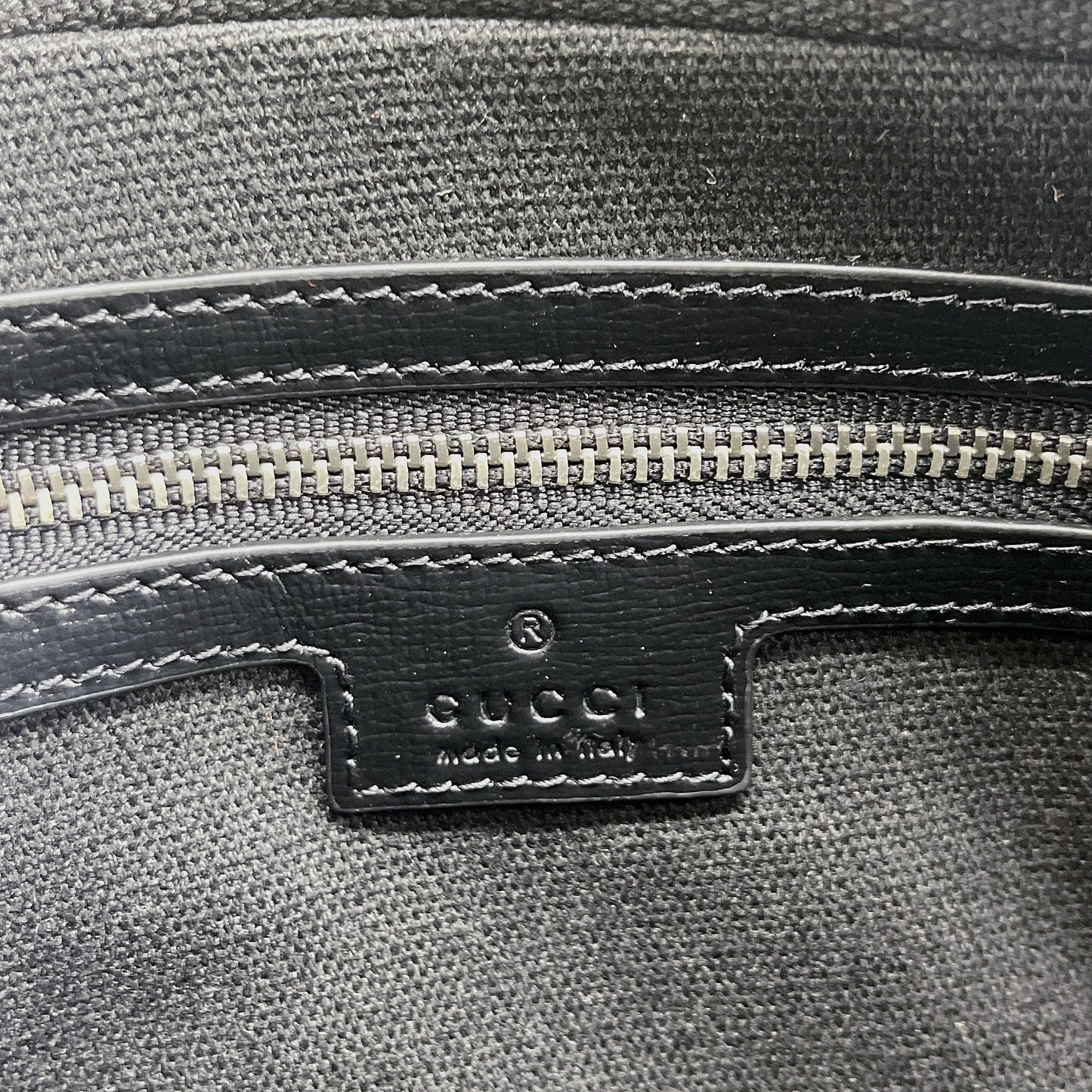 gg Shoulder Bag With Interlocking G Black gg Supreme Canvas For Women 9.6in/24.5cm gg 703468 92THF 1000