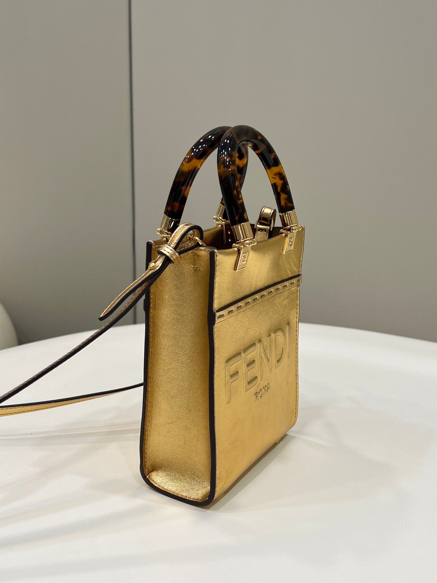FI Mini Sunshine Shopper Gold For Women, Handbags, Shoulder And Crossbody Bags 7.1in/18cm FF 8BS051AJH7F1GNN
