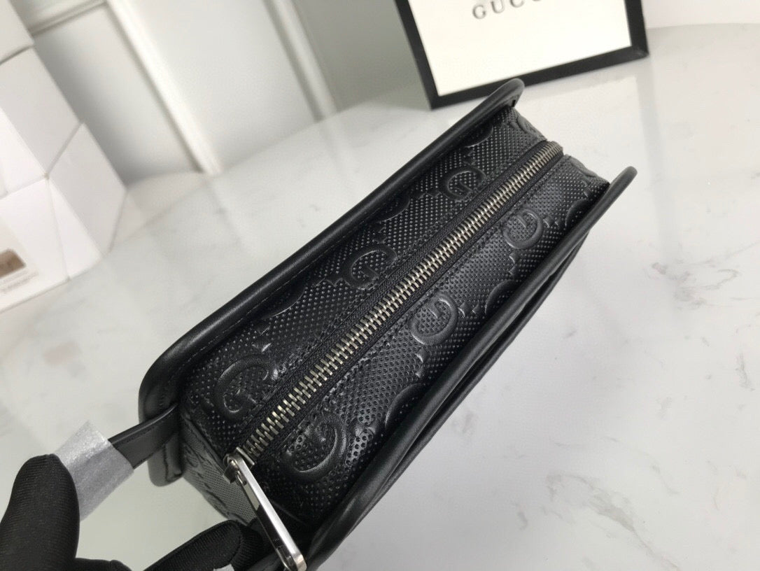 gg Embossed Cosmetic Case Black gg Embossed For Men 9in/23cm gg495