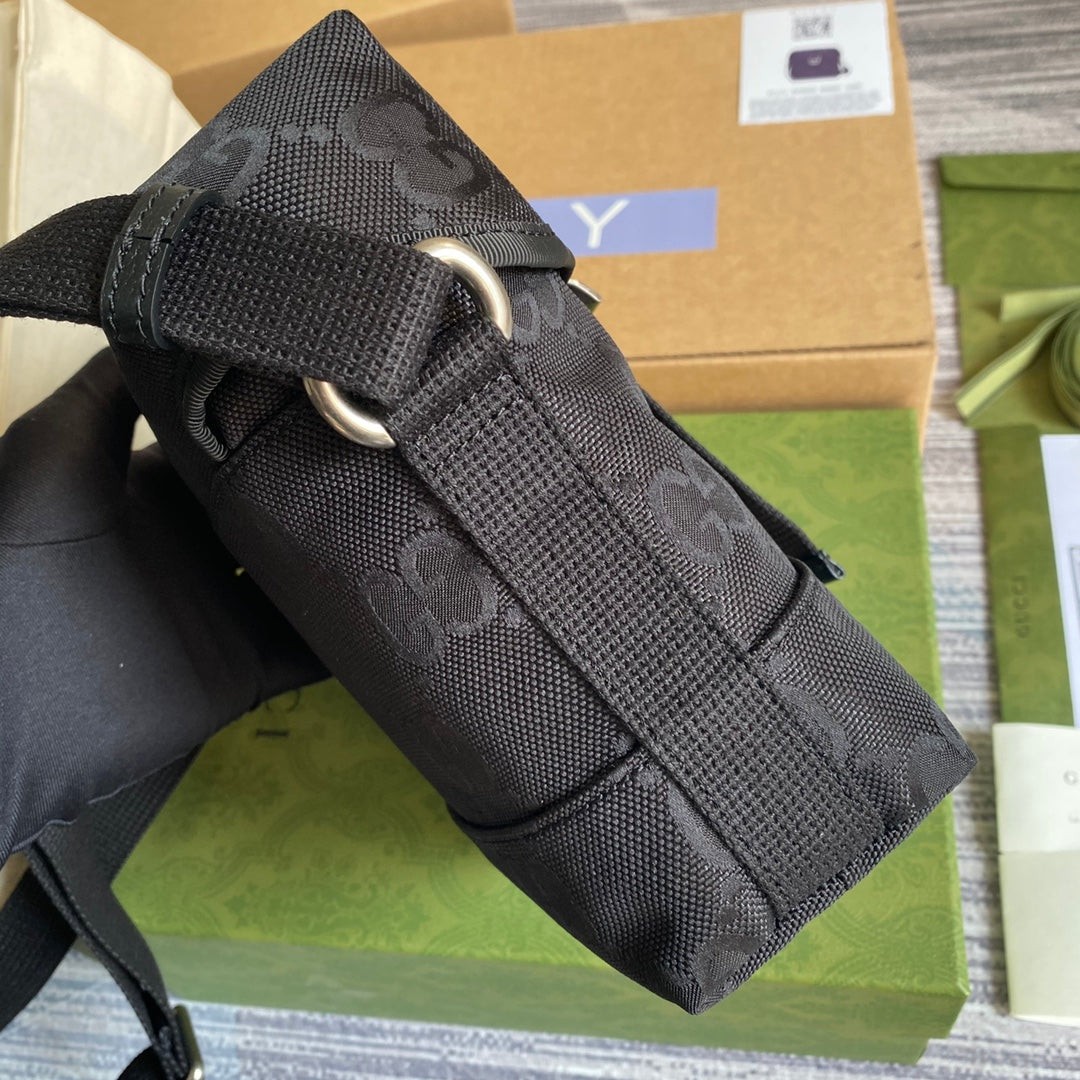 gg Off The Grid Messenger Bag Black gg ECONYL® For Men 7.3in/18.5cm gg 643858 H9HKN