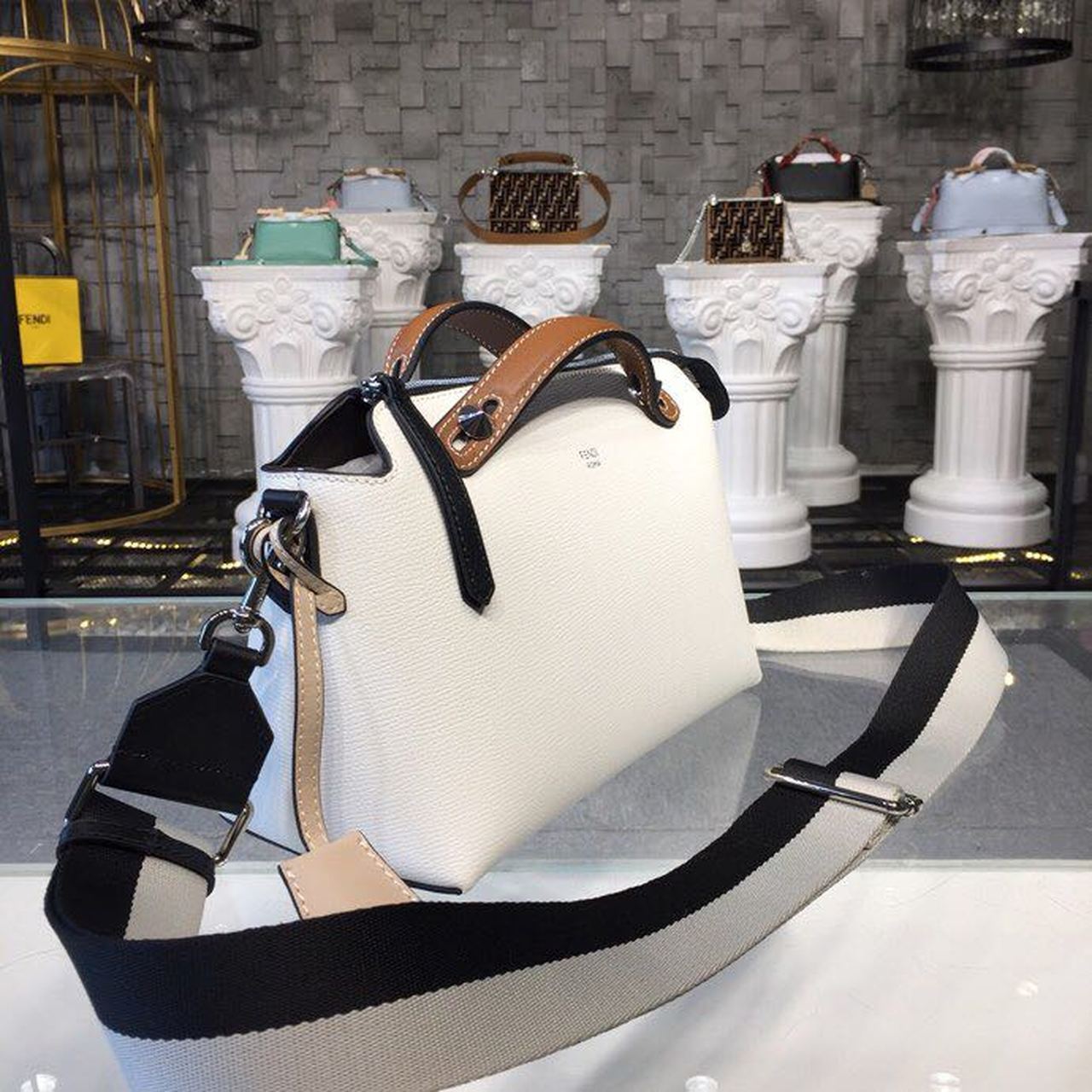 FI By The Way Medium White For Women, Hangbags, Shoulder And Crossbody Bags 11.4in/29cm FF 8BL146