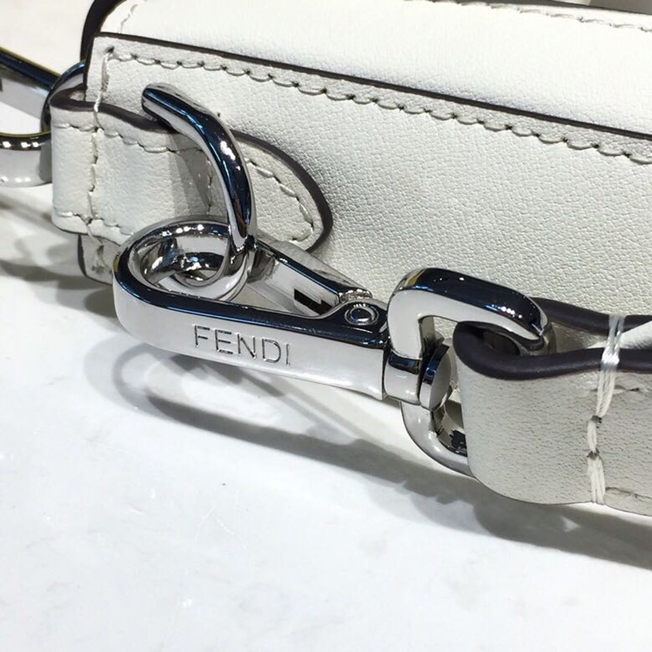 FI Baguette Nappa White For Women, Handbags, Shoulder And Crossbody Bags 10.6in/27cm FF 8BR600A72VF15AO