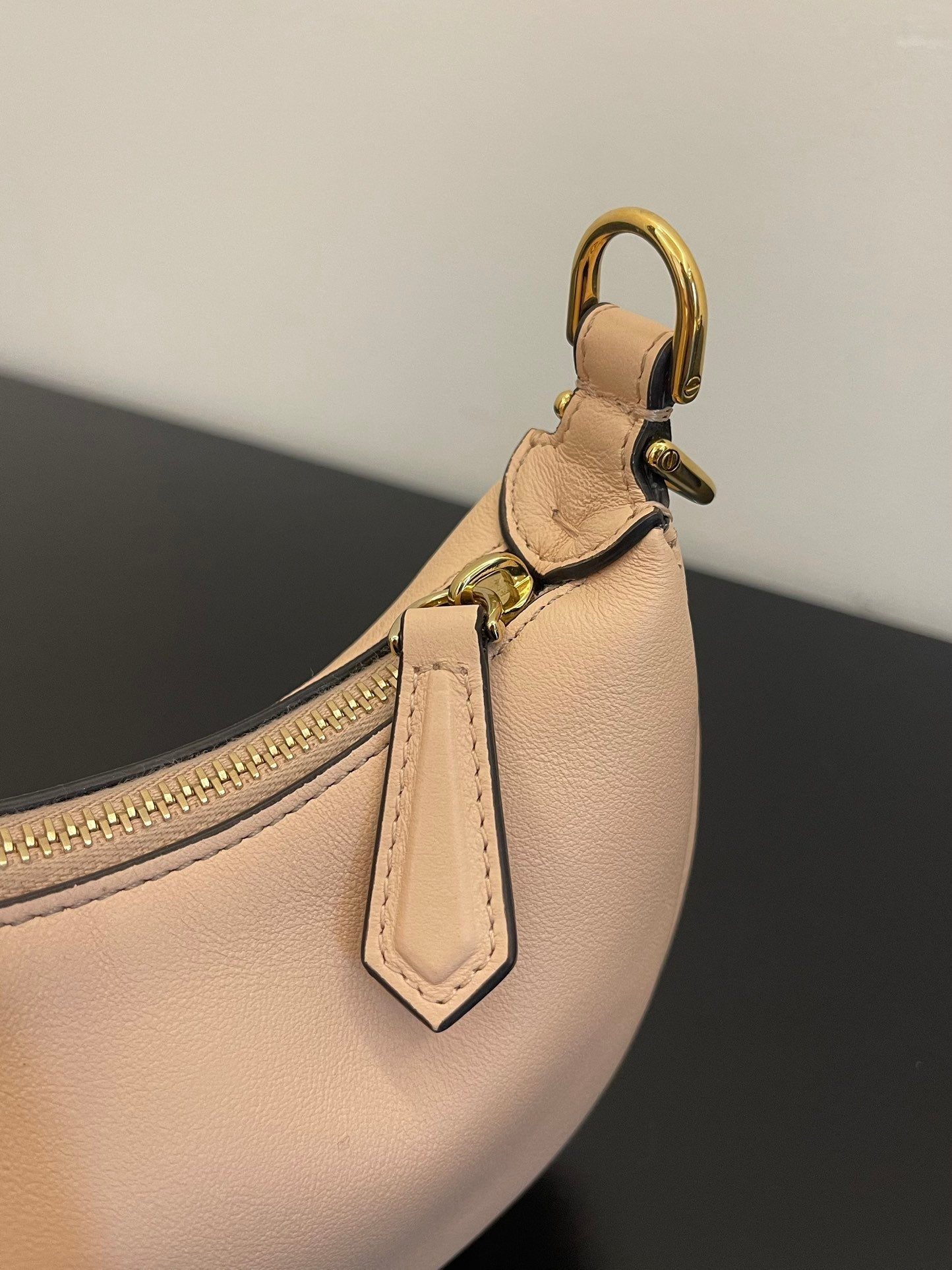 FI Nano FIgraphy Pink For Women, HandBags 6.7in/17cm FF 8BR798A5DYF1HD6
