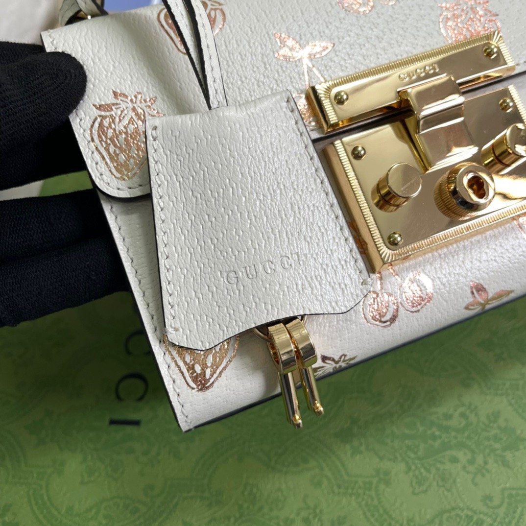 gg Padlock Small gg Strawberry Shoulder Bag White For Women, Women’s Bags 7.9in/20cm gg