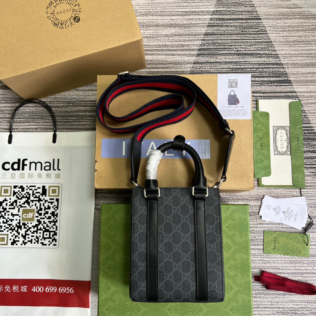 gg Supreme Mini Tote Bag Black gg Supreme Canvas For Women 7.9in/20cm gg 696010 K5RLN 1095