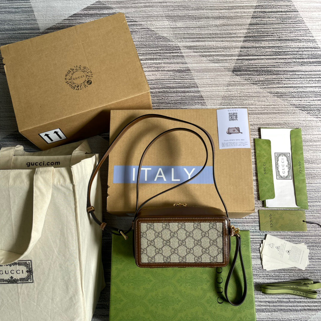 gg Mini Bag With Interlocking G Beige And Ebony gg Supreme Canvas And Brown For Women 9in/23cm gg