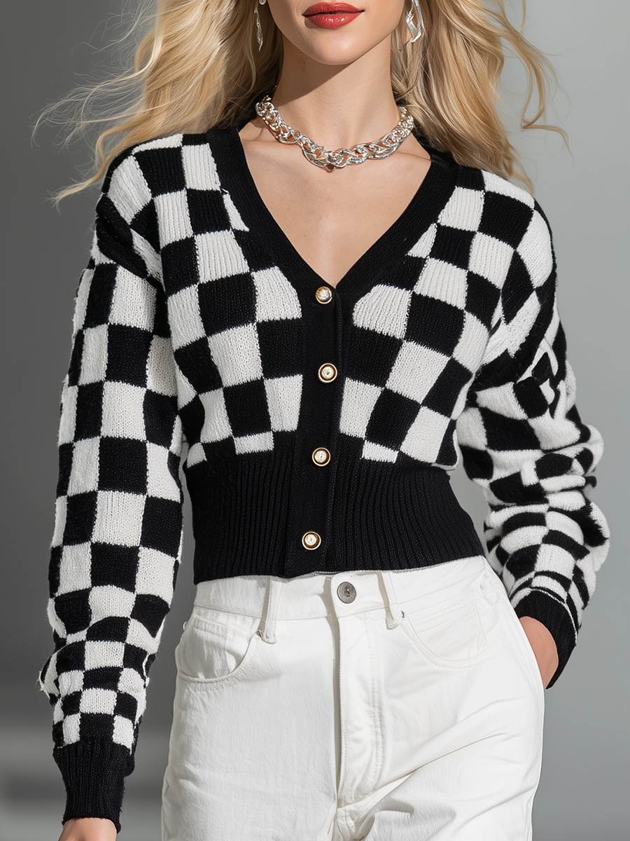 Fashion Classic Black And White Checkerboard Knitted Cardigan
