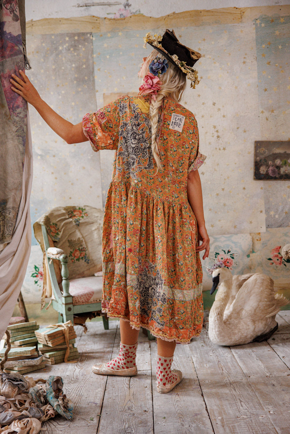 Floral Appliqué Taigi Dress