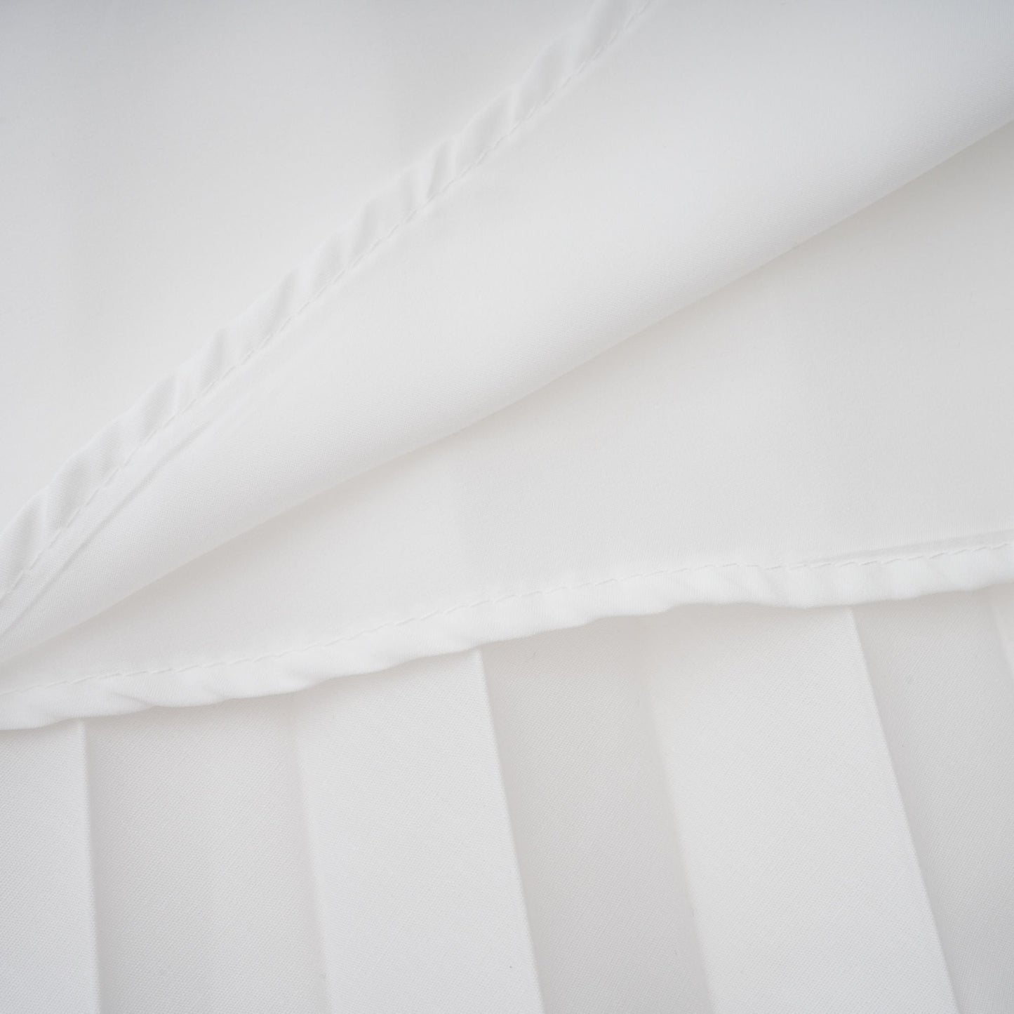 Vienne White Lace-Up Pleated Maxi Dress