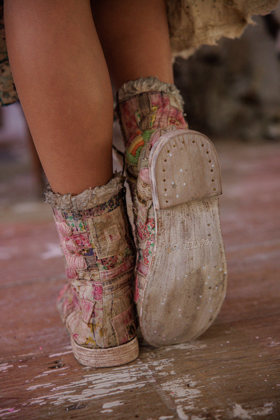 Embroidered Ranchero Boots - 39
