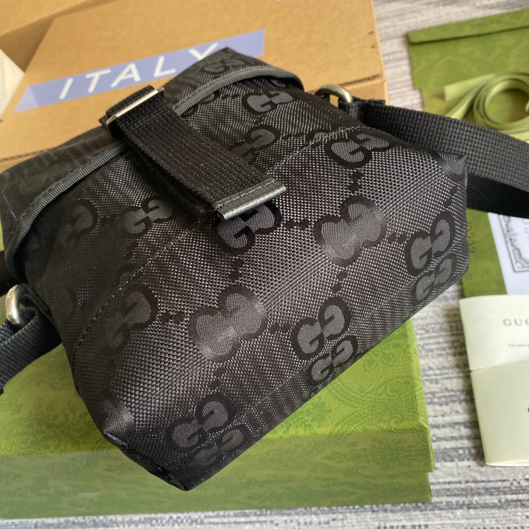 gg Off The Grid Messenger Bag Black gg ECONYL® For Men 7.3in/18.5cm gg 643858 H9HKN