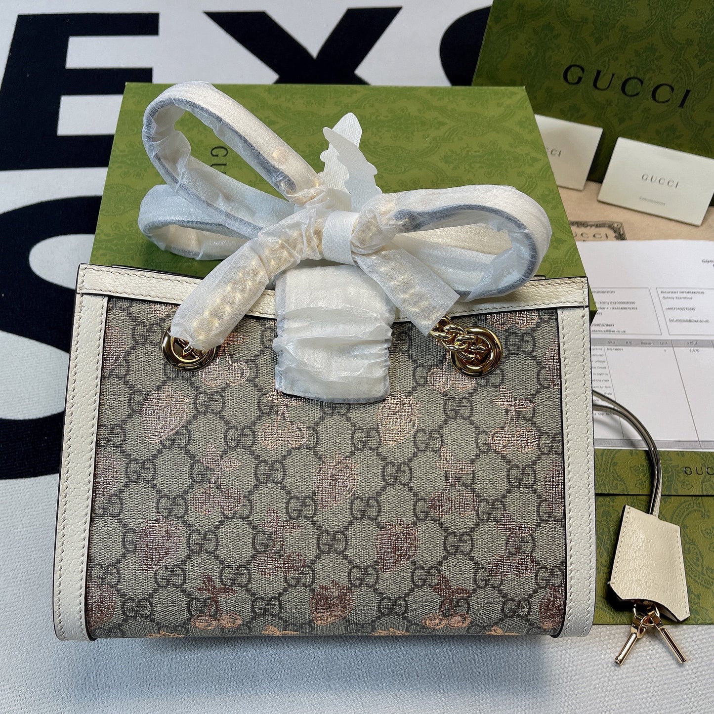 gg Padlock Small gg Strawberry Shoulder Bag Beige For Women, Women’s Bags 10in/26cm gg