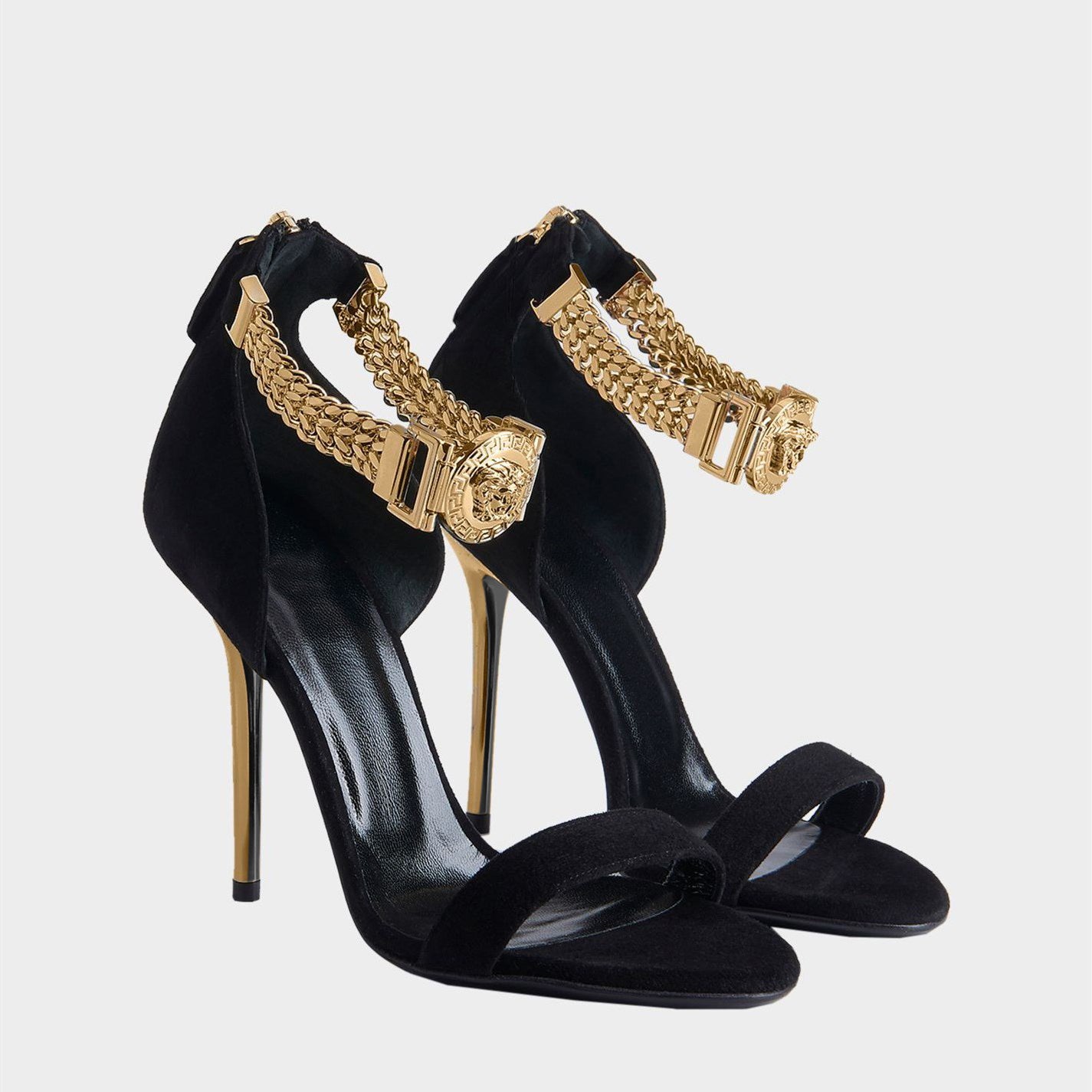 Fashion Open Toe Chain Buckled Ankle Strap Heeled Sandals in Black