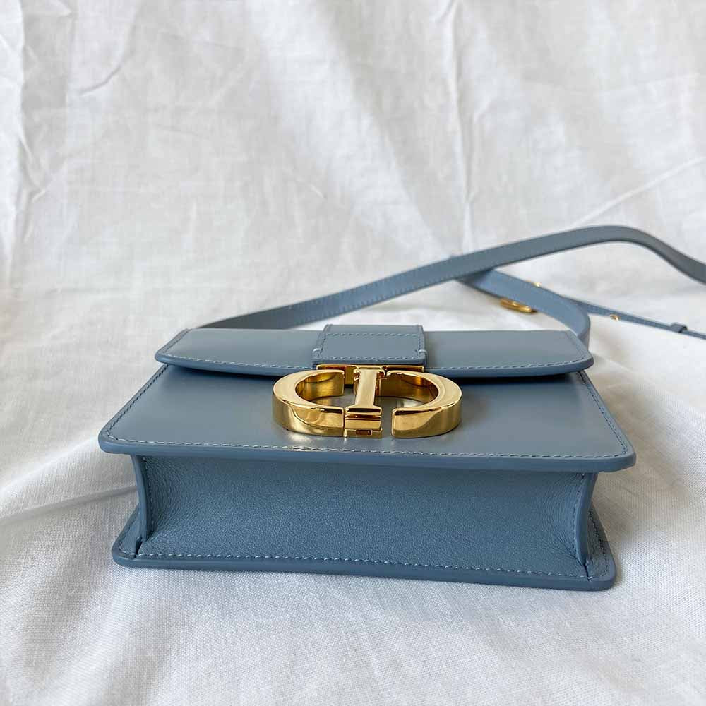 Dior micro 30 Montaigne blue crossbody bag