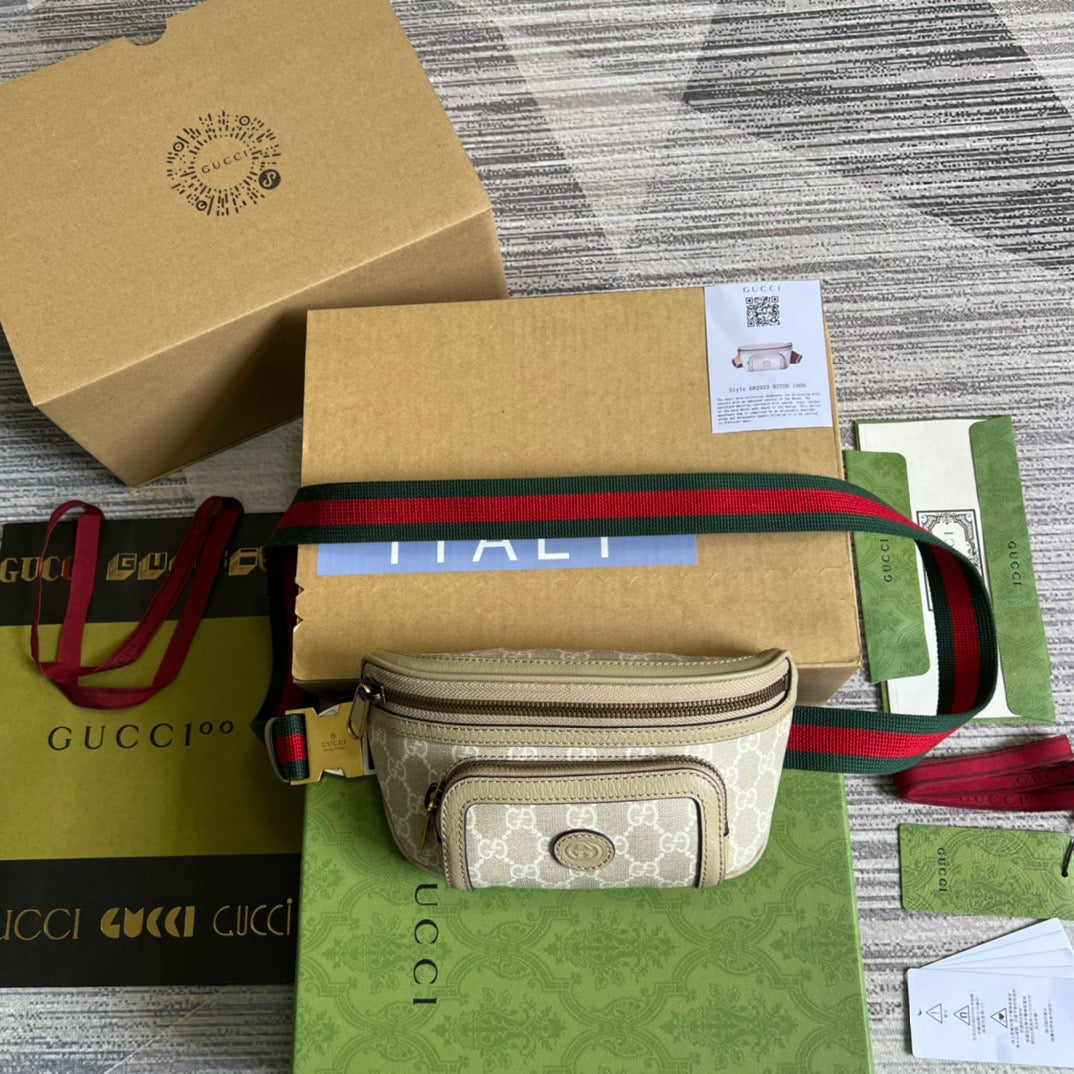 gg Belt Bag With Interlocking G Beige And White gg Sumpreme Canvas For Women 9in/23cm gg 682933 UULCT 9682