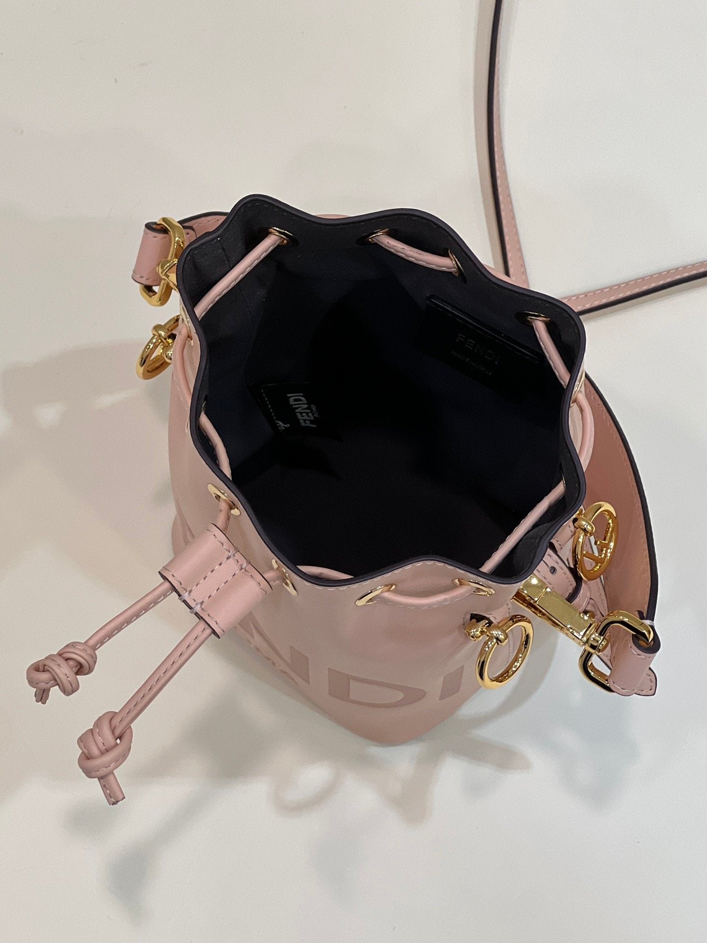 FI Mon Tresor Pale Pink For Women, Handbags, Shoulder And Crossbody Bags 7.1in/18cm FF 8BS010AC9LF14N1