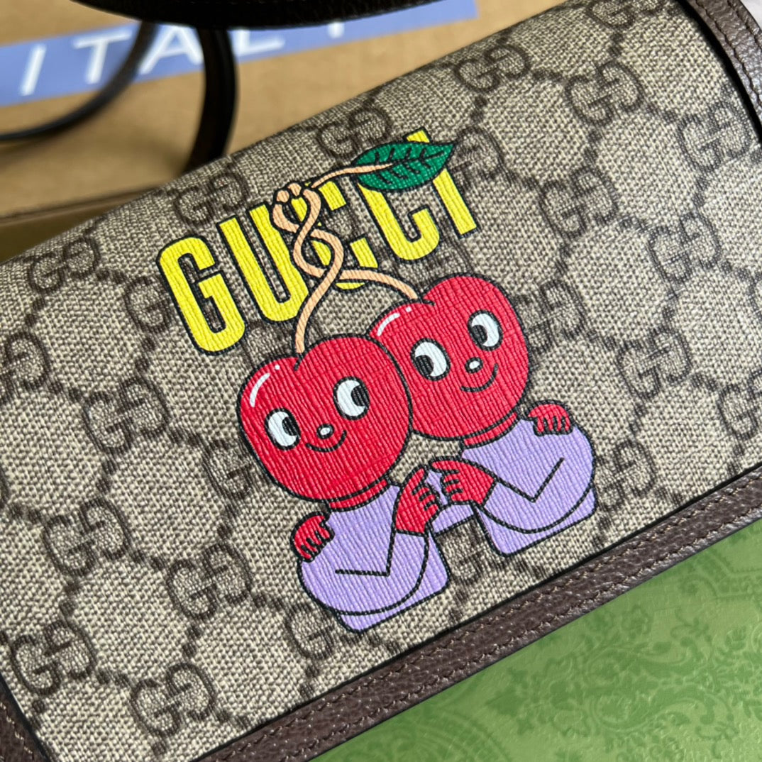 gg Mini Printed Monogrammed Coated-Canvas Messenger Bag Beige And Ebony gg Supreme Canvas For Women 7.1in/18cm gg 1647597277738776