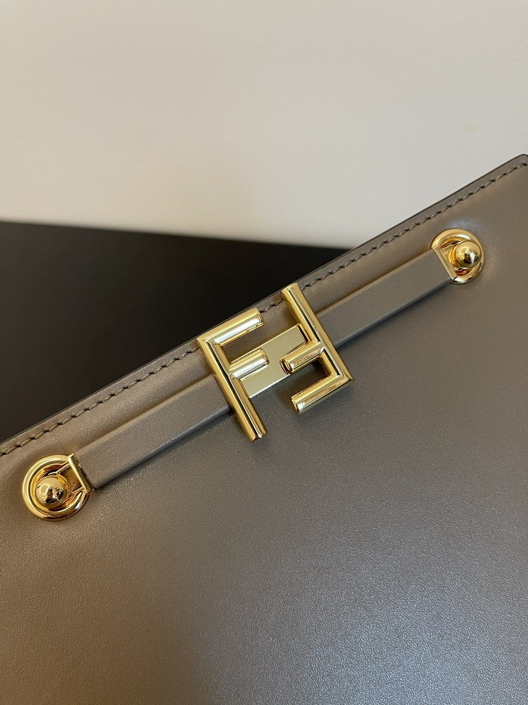 FI Touch Gray Bag For Woman 19cm/7.5in