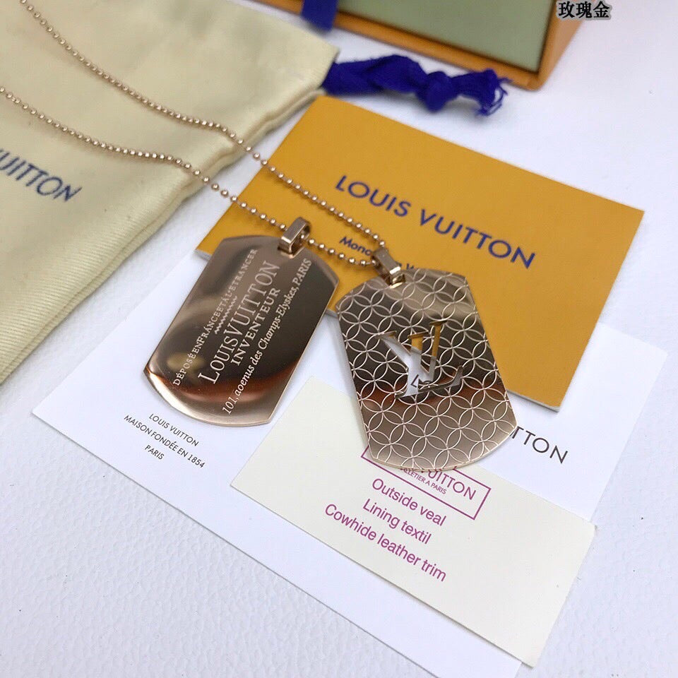 EN – Lux Necklace LUV022