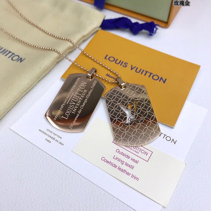 EN – Lux Necklace LUV022