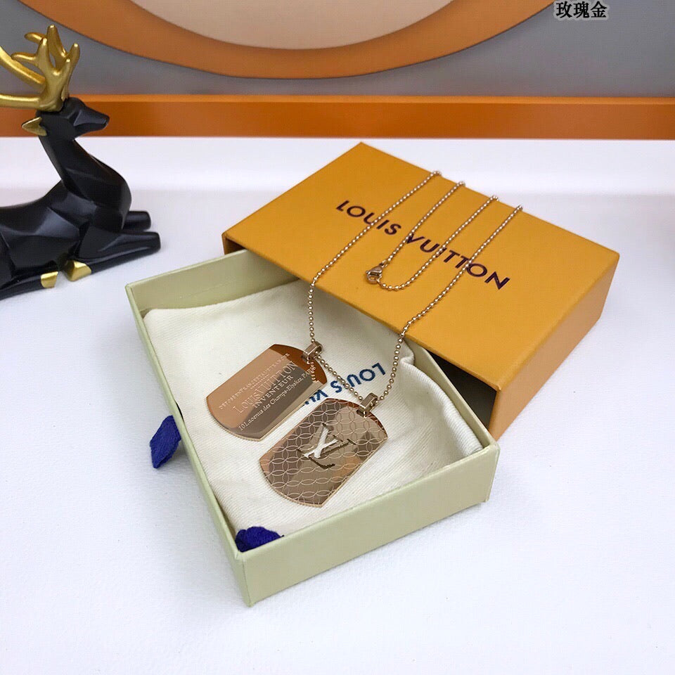 EN – Lux Necklace LUV022