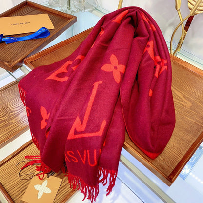 EN – Luxury LUV Scarf 034