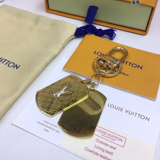 EN – Lux Keychains LUV 023
