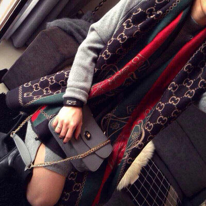 EN – Luxury GCI Scarf 017