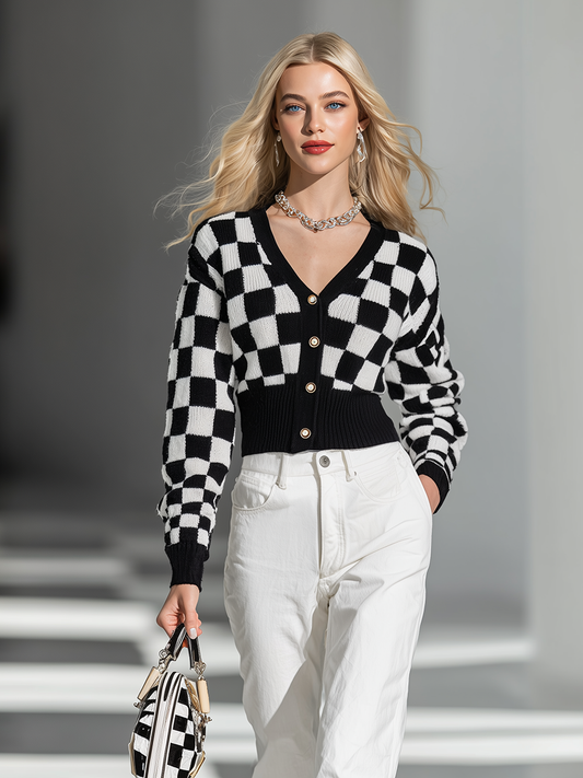 Fashion Classic Black And White Checkerboard Knitted Cardigan