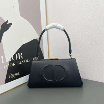 Dior CD Signature Bag With Strap
