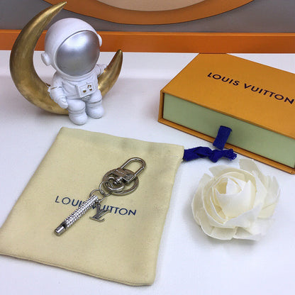 EN – Lux Keychains LUV 072
