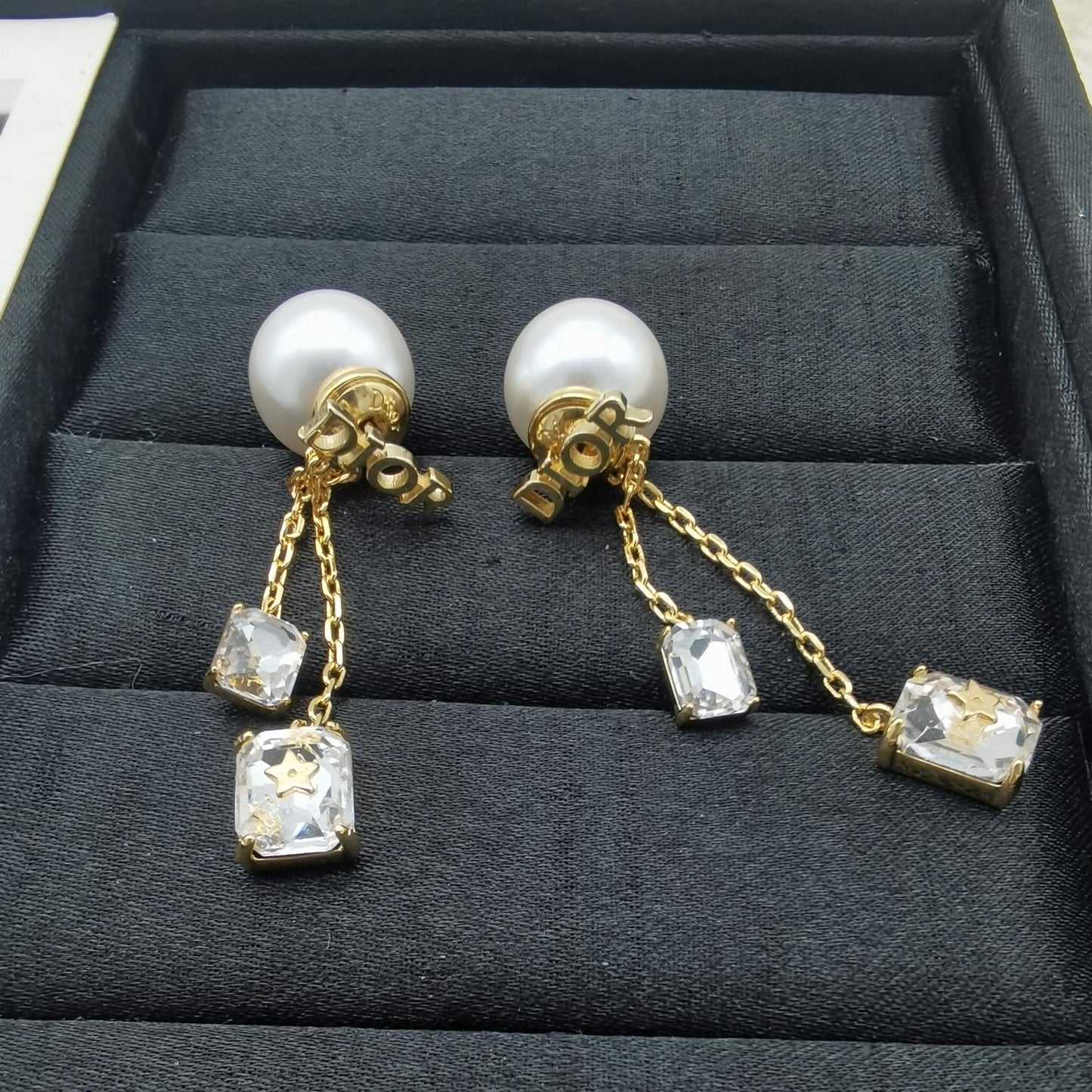 EN – Lux Earring Dir 015