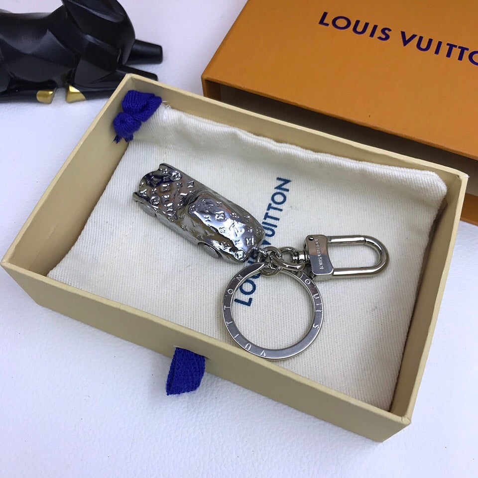 EN – Lux Keychains LUV 042