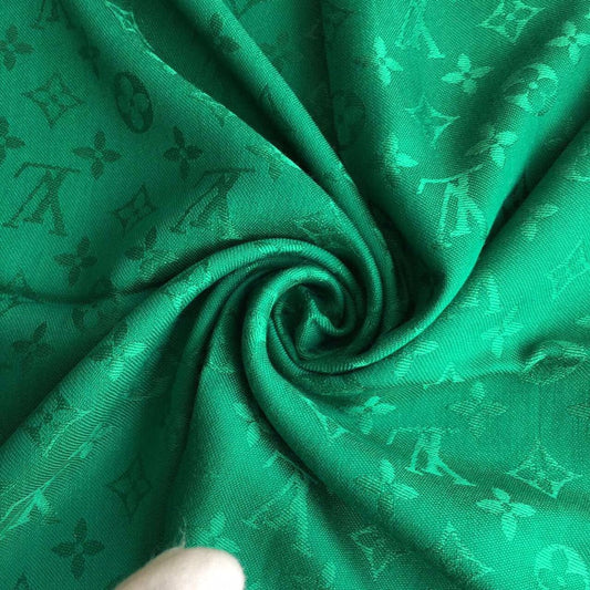 EN – Luxury LUV Scarf 023