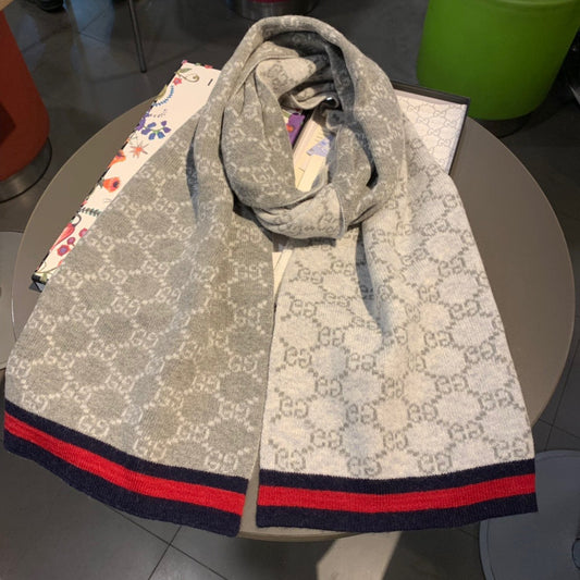 EN – Luxury GCI Scarf 008