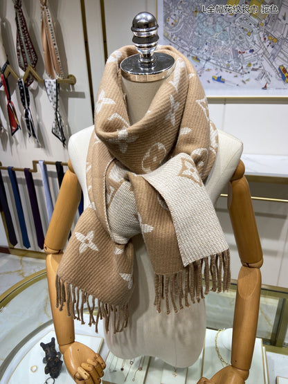EN – Luxury LUV Scarf 038
