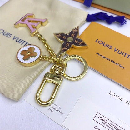 EN – Lux Keychains LUV 016