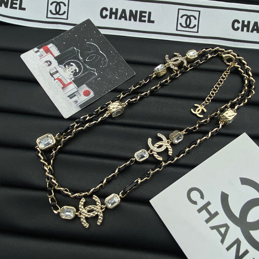 EN – Lux CHL Necklaces 001