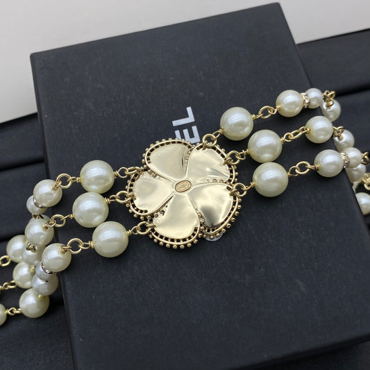 EN – Lux CHL Necklaces 002