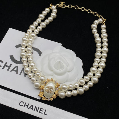 EN – Lux CHL Necklaces 037