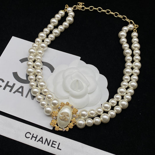 EN – Lux CHL Necklaces 037