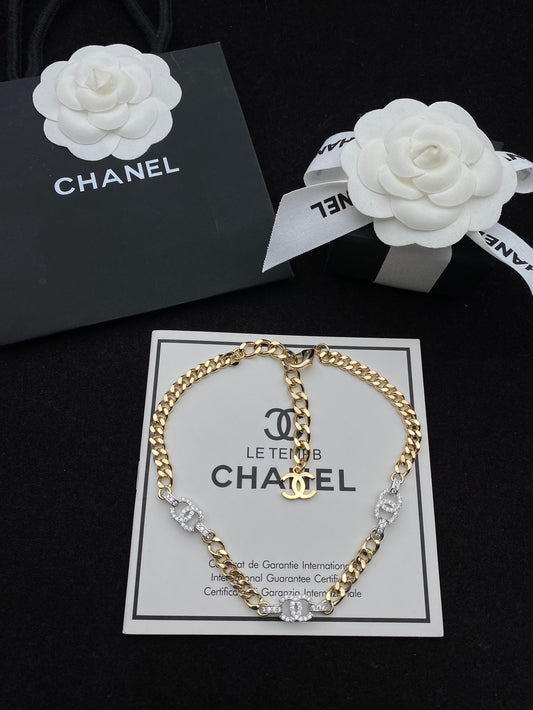 EN – Lux CHL Necklaces 045