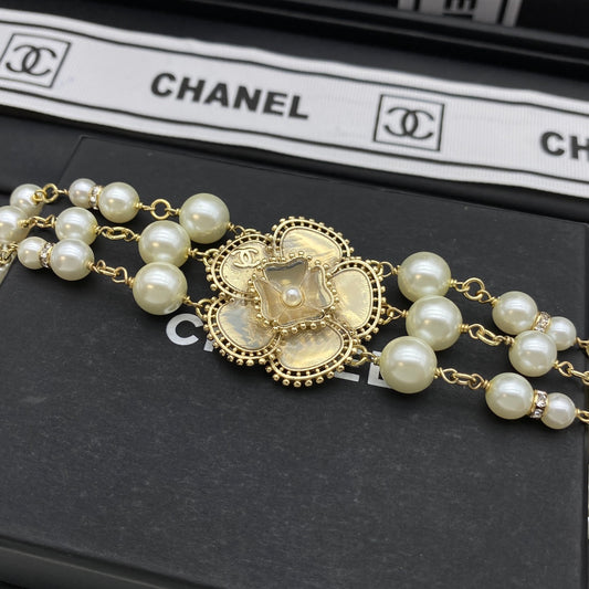 EN – Lux CHL Necklaces 002