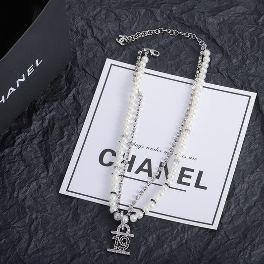 EN – Lux CHL Necklaces 023