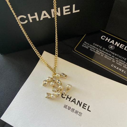 EN – Lux CHL Necklaces 034